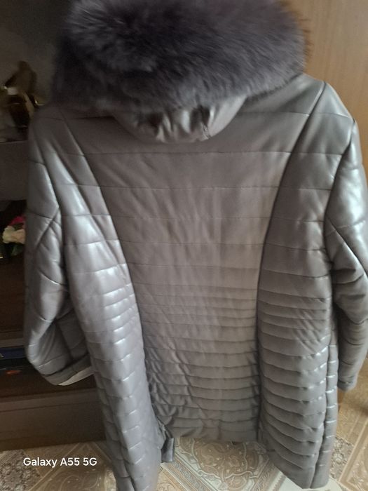 Продам женское пальто