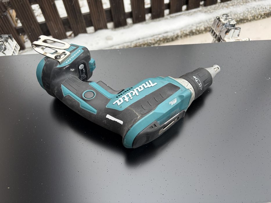 Makita DFS452 – șurubelniță 18 V pentru gips‑carton / rigips