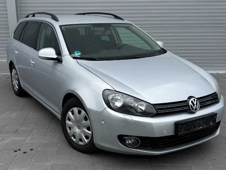 VW Golf 6 Variant 1.6 TDI 105 CP • 2012 • Climatronic • Scaune Încălzite