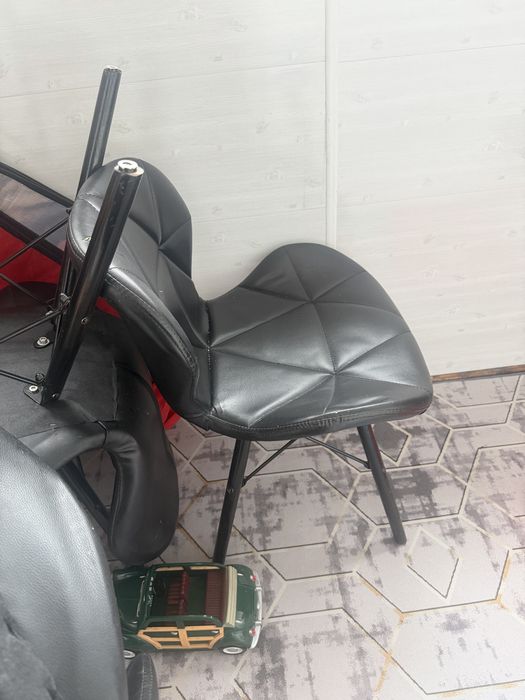 Кухонные стулья 4 шт