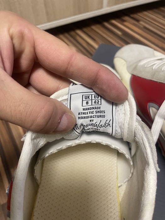 Adidasi Norman Walsh Bolton England Sneakers