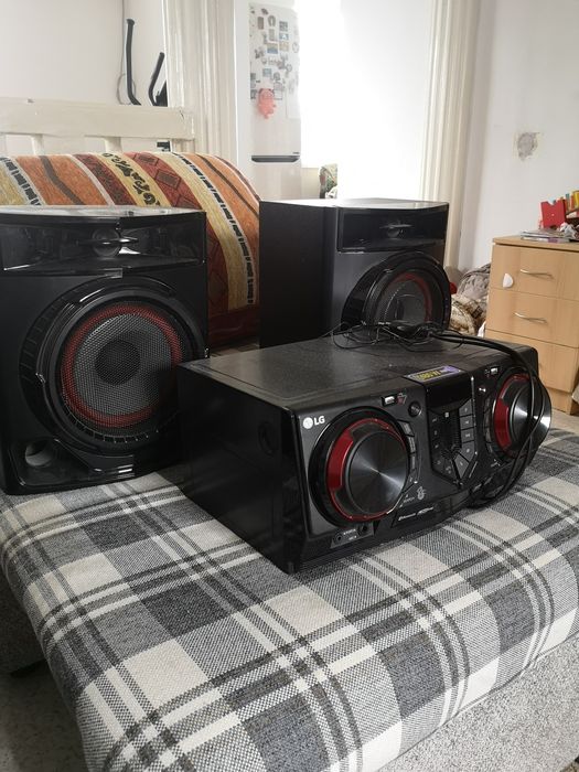 Музыкальный центр LG XBOOM CJ44