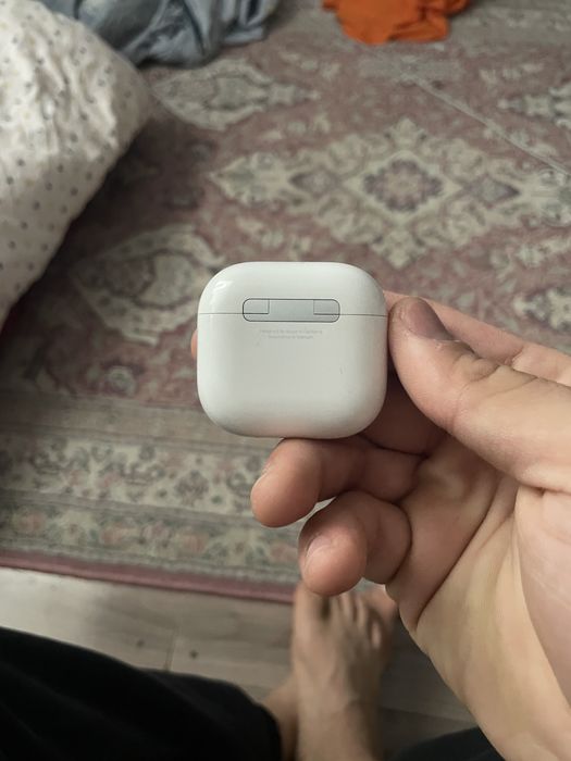 AirPods 4 поколение