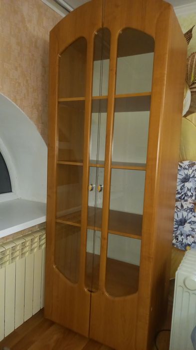 Продам спальный гарнитур