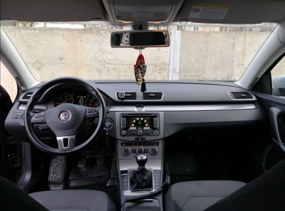 Volkswagen Passat B7 2013