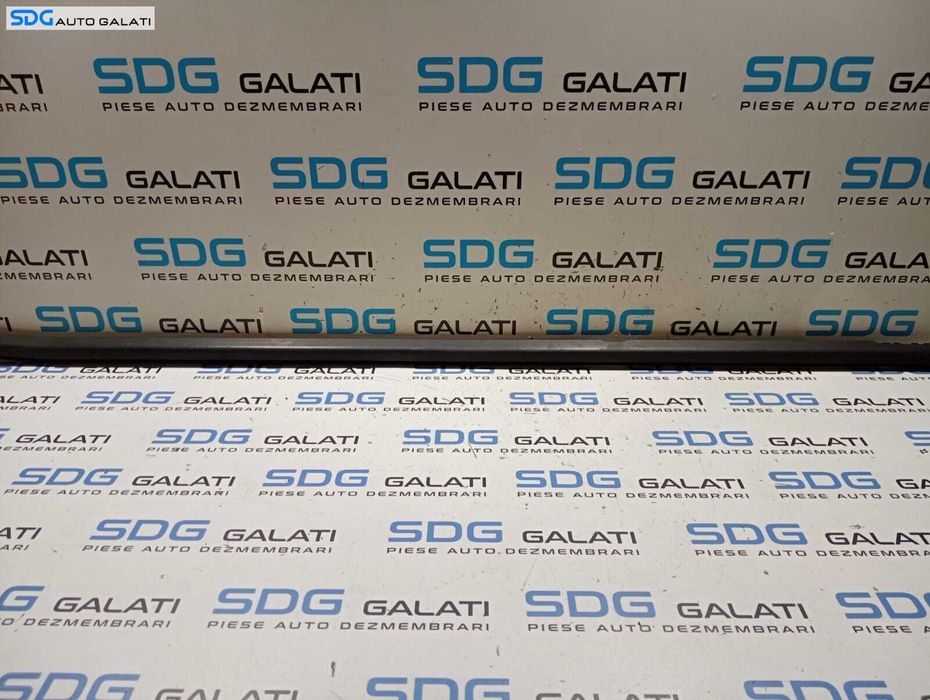 Perie Bandou pentru Geam Sticla de pe Usa Portiera Stanga Spate Skoda Octavia 3 Break Combi 2013 - 2017 Cod 5E9839477 [M5799]