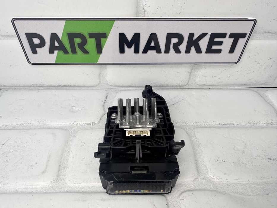 Модул фар AUDI A7 C8 HD MATRIX 0011300