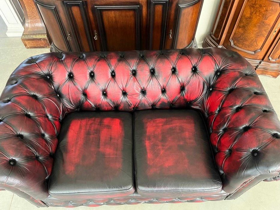 Canapea Chesterfield Oxblood/2 locuri!