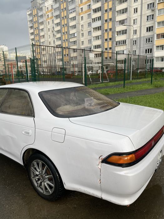 автомобиль Toyota Mark 2