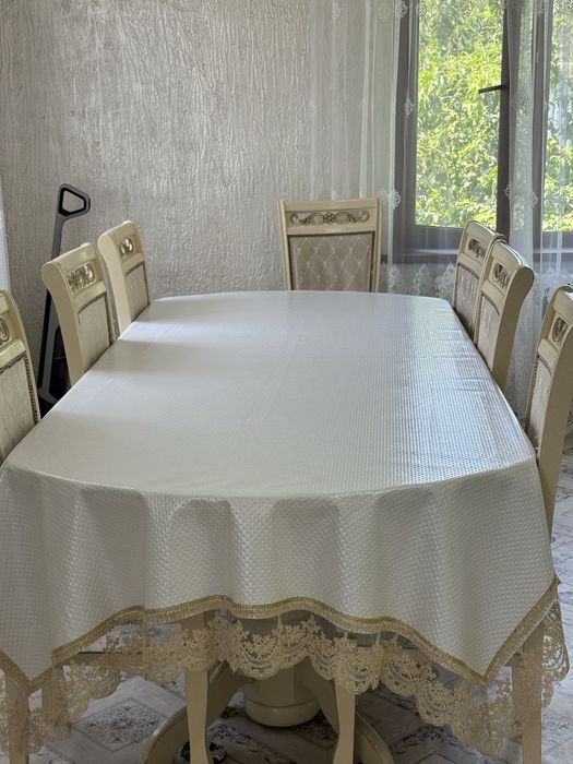 Продам стол со стульями