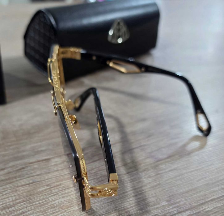 Слънчеви очила Maybach King 2 black & gold