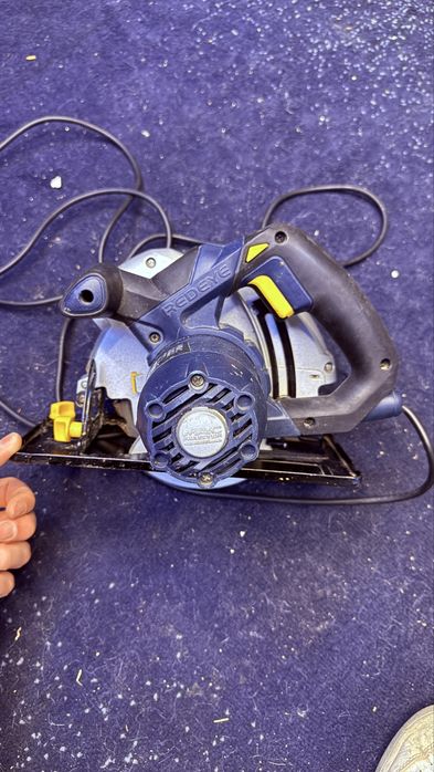 Fierastrau Circular cu laser