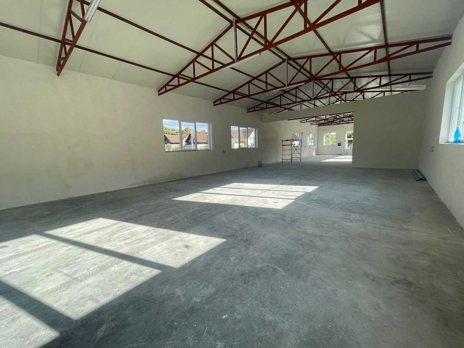 Inchiriez hala 350 mp cu teren 1350mp Tautii Magheraus