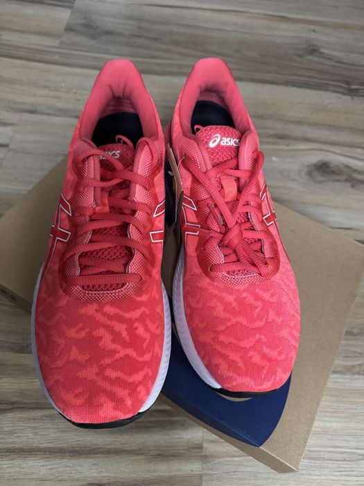 Оригинални нови маратонки ASICS GEL-EXCITE 8 TWIST! 43 н