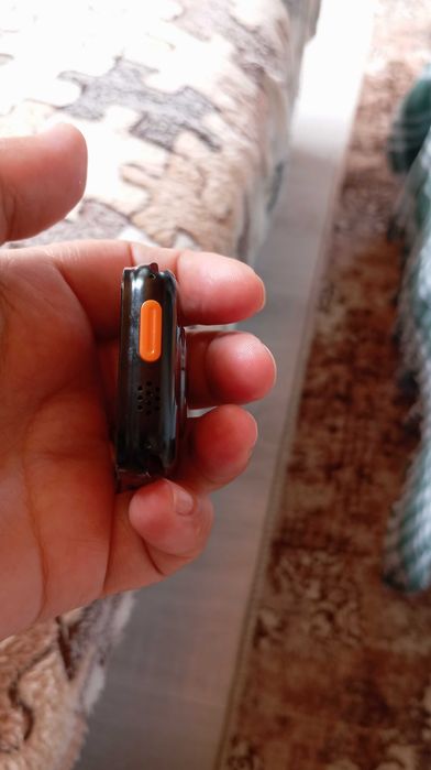 Продавам смарт часовник