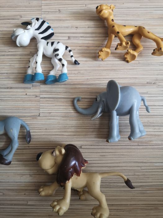 Set 8 figurine animale vesele, salbatice si domestice