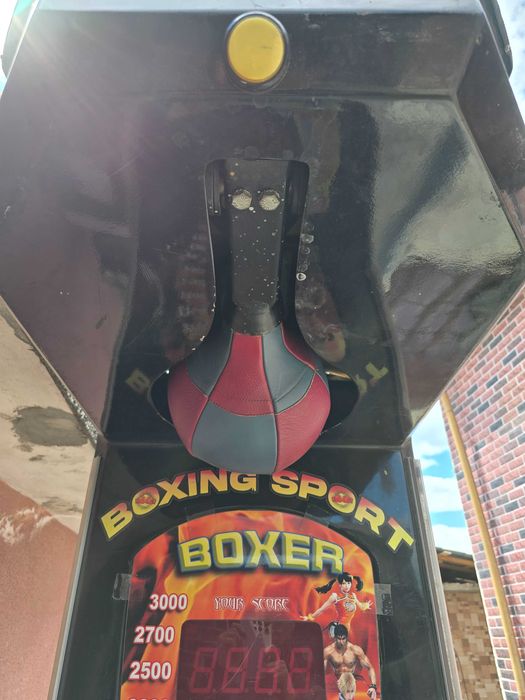 Боксов автомат / Punch Machine – работещ