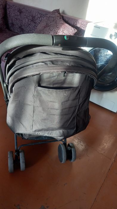 Продам детскую коляску б/у
