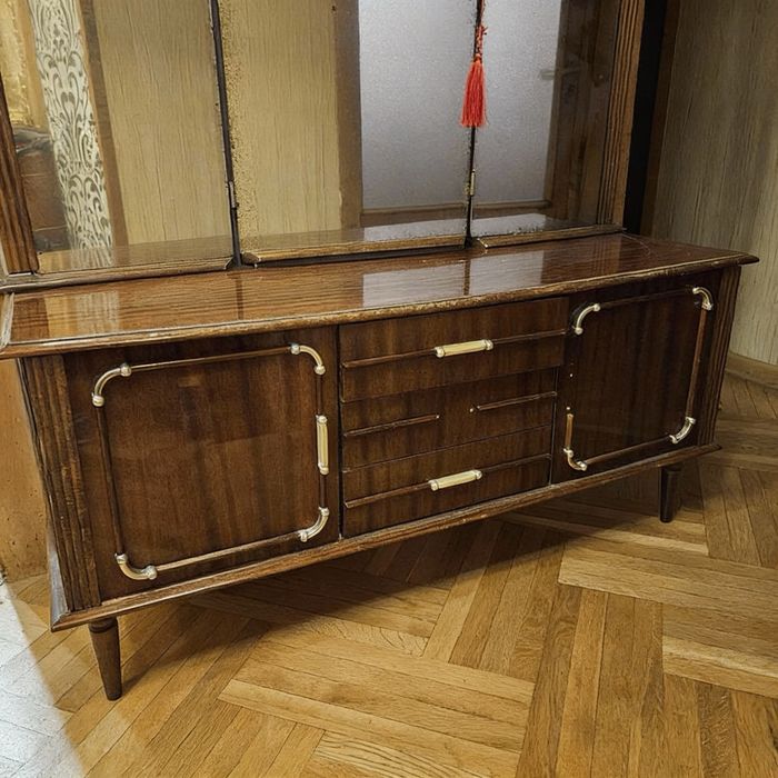 MDF - Тоалетка с огледала