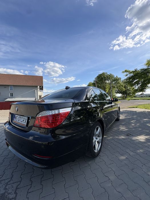 BMW 5 Series 2009 — imagine 4