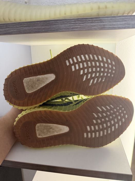 Yeezy 350 Semi Frozen Yellow