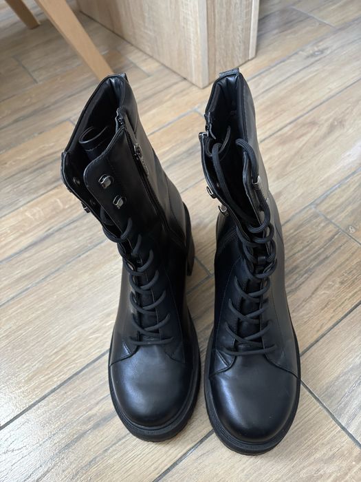Дамски боти Guess