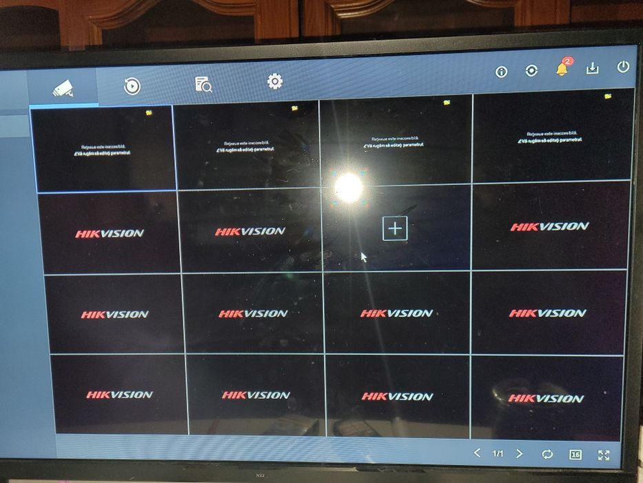 Vând nvr hikvision