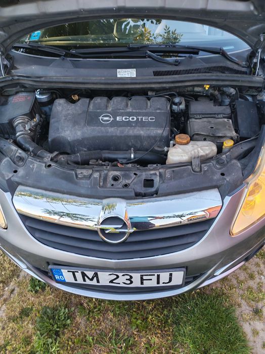 Vând Opel Corsa D