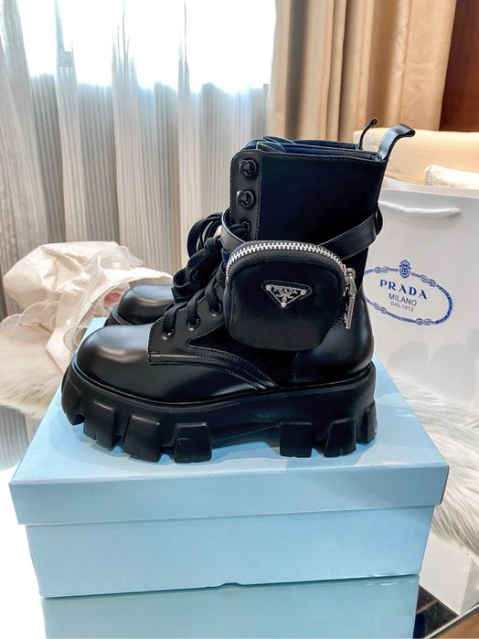 Ghete Prada piele