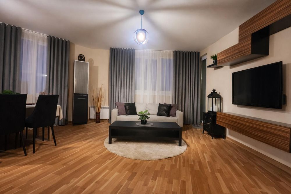 Дава се под наем Двустаен апартамент в София, Малинова долина - 75 кв.м за 638.01 € - Снимка #1