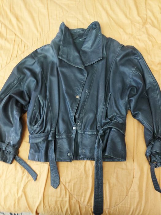 Женские куртки .