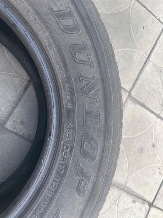 Продам комплект летних шин дешево