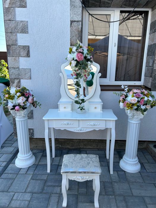 Inchiriem corturi pentru evenimente si aranjamente florale