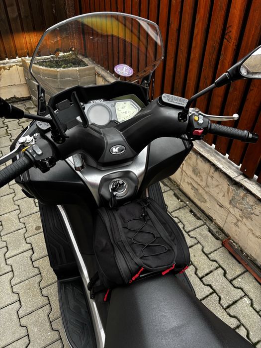 Maxi Scuter Kymco Downtown, 125 cmc, impecabil