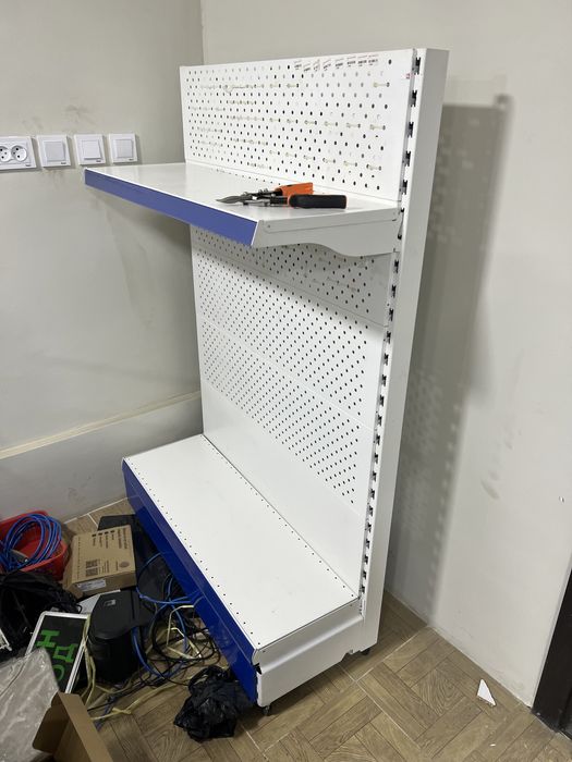 Stellaj temir vitrina