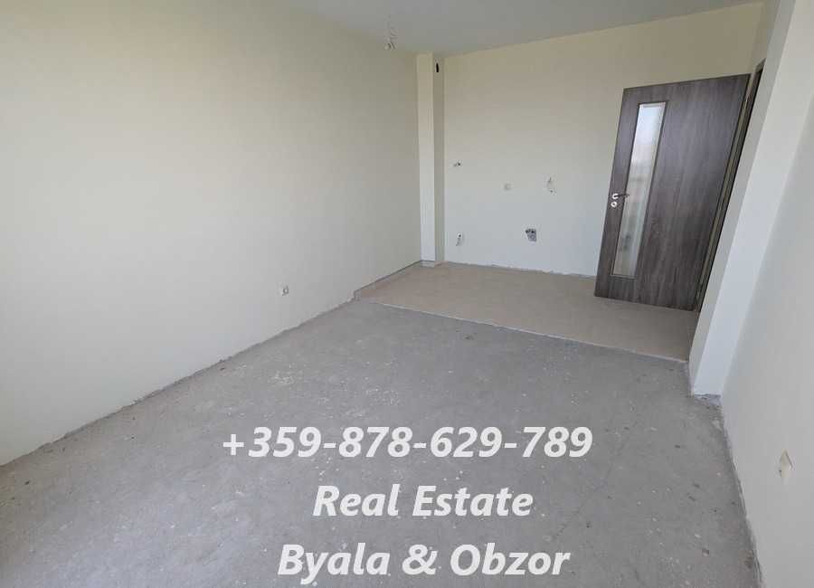 Продава се Двустаен апартамент в Бяла - 52 кв.м за 1279 €/кв.м - Снимка #4