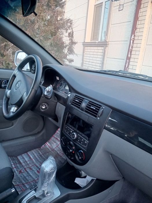 Lacetti Chevrolet avtomat 2023 yil sotilafi