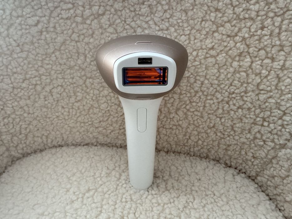 Фотоепилатор IPL Philips Lumea Prestige BRI956/00, Smartskin сензор, Употреба с или без кабел, Аксесоари за лице, тяло, подмишници и бикини зона