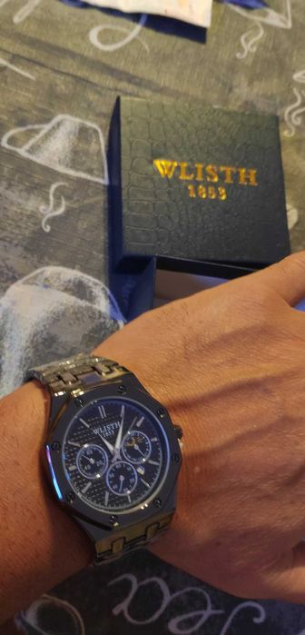 WLISTH 1853 титаниев часовник