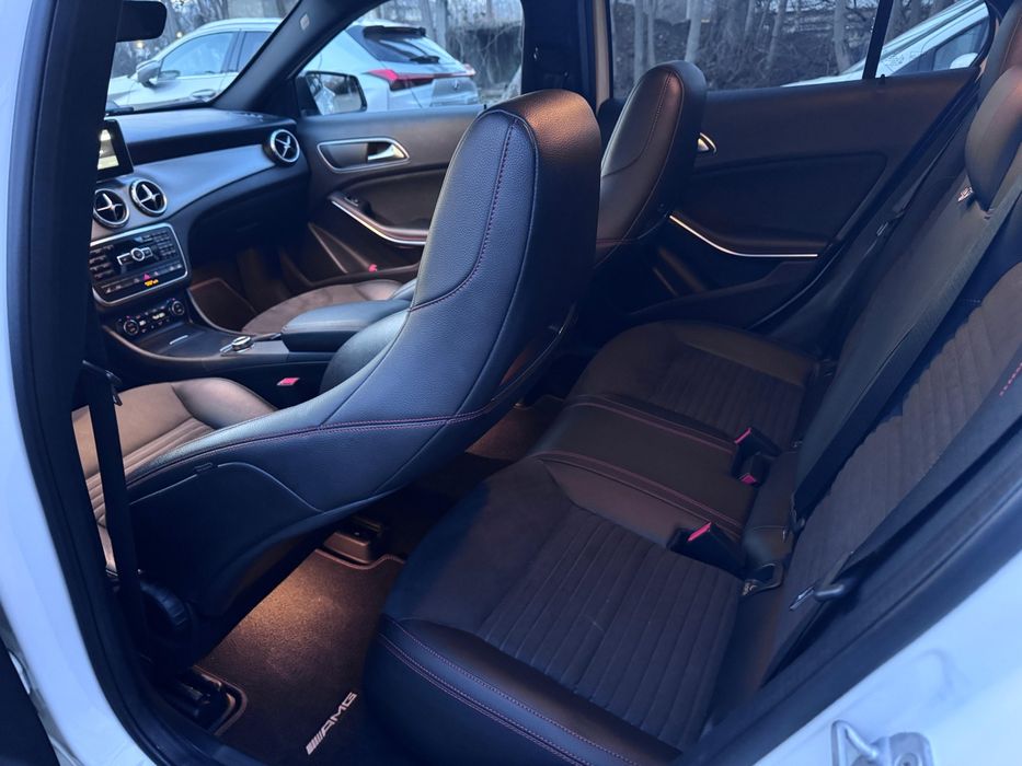 Mercedes Benz Gla Pachet amg Interior exterior 4matric