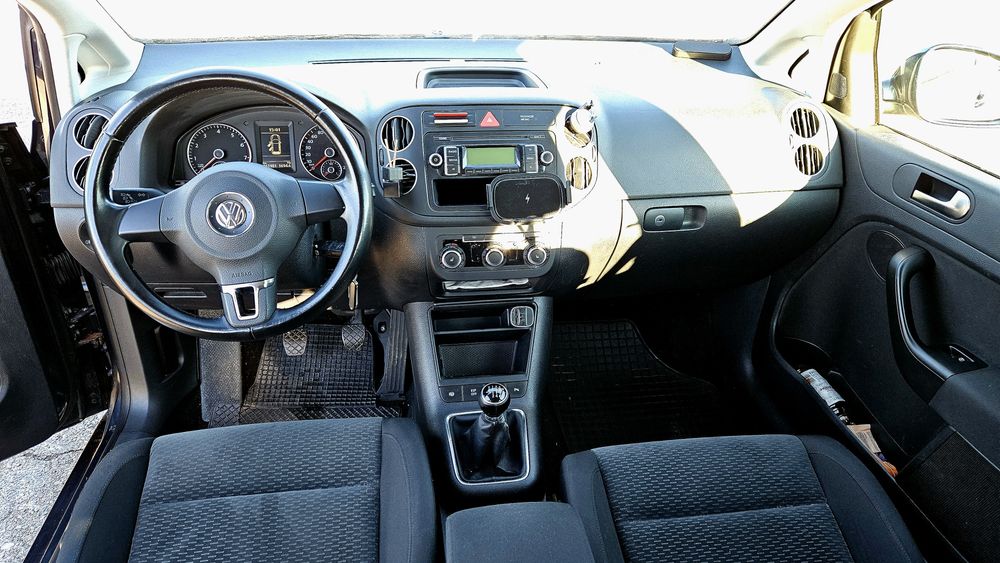 Volkswagen Golf 6, benzină 1.4 turbo 122cai, 6viteze, parcheaza singur