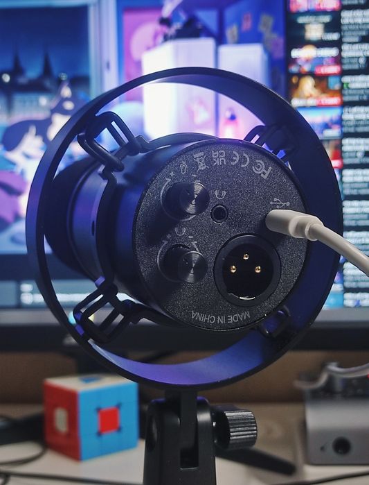 Продам микрофон Fifine K688