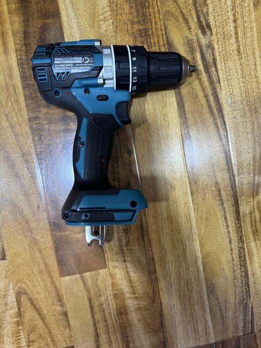 Продается шуруповер Makita