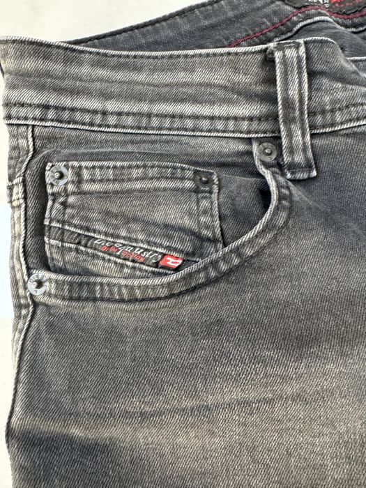 Blugi barbati Diesel