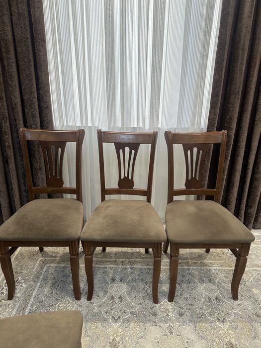 Стол и 6 стульев орех