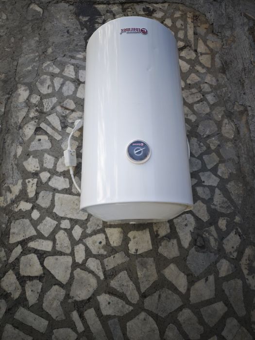 Продам б/ у водонагреватель