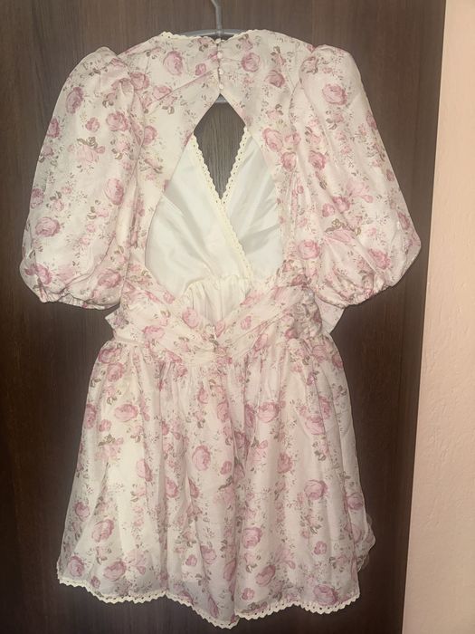 Рокля Asos Design