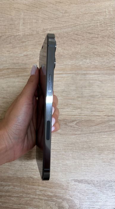 Продам Айфон 12 pro max