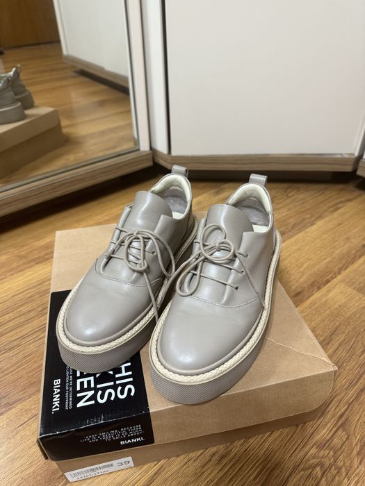 Дамски обувки от естествена кожа Bianki 39 номер в бежово