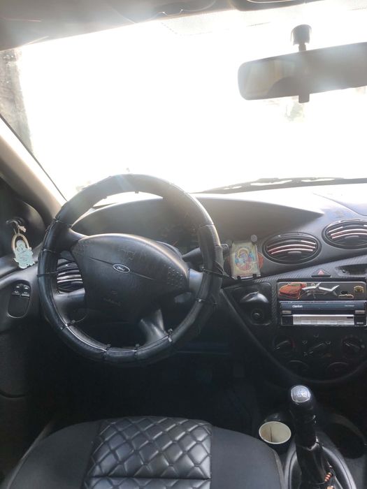 FORD Focus 2001 — imagine 3